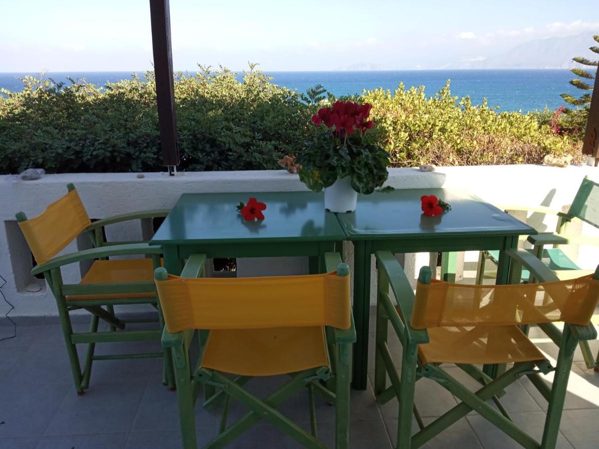 Residence Gerani Amoudara  エクステリア 写真